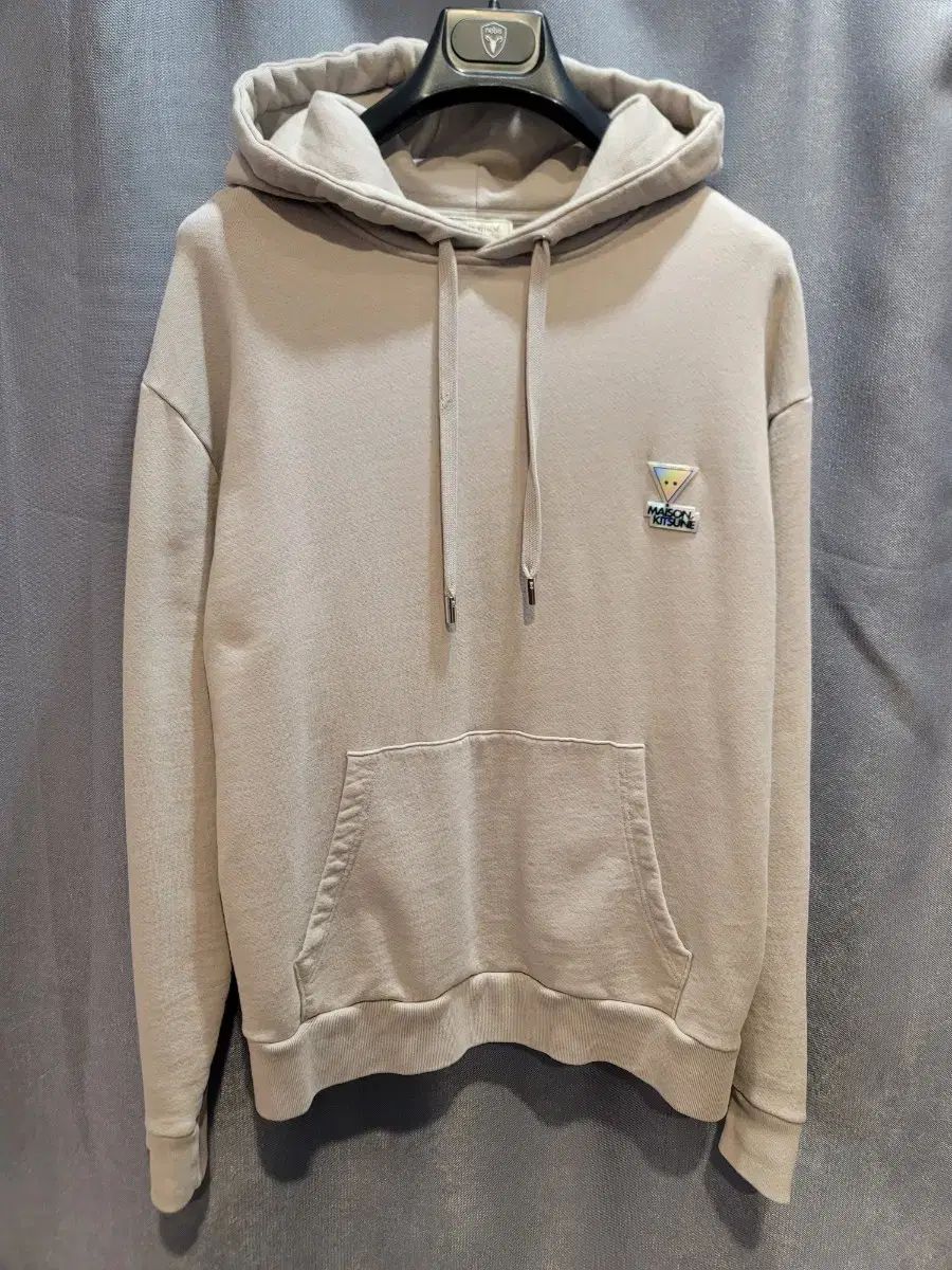 Maison Kitsuné(メゾンキツネ) パーカー (男女兼用)/ L ）