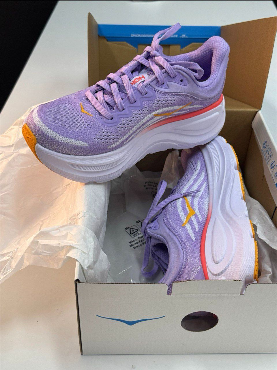 HOKA ONE ONE BONDI 9 女性用ランニングシューズ パープル