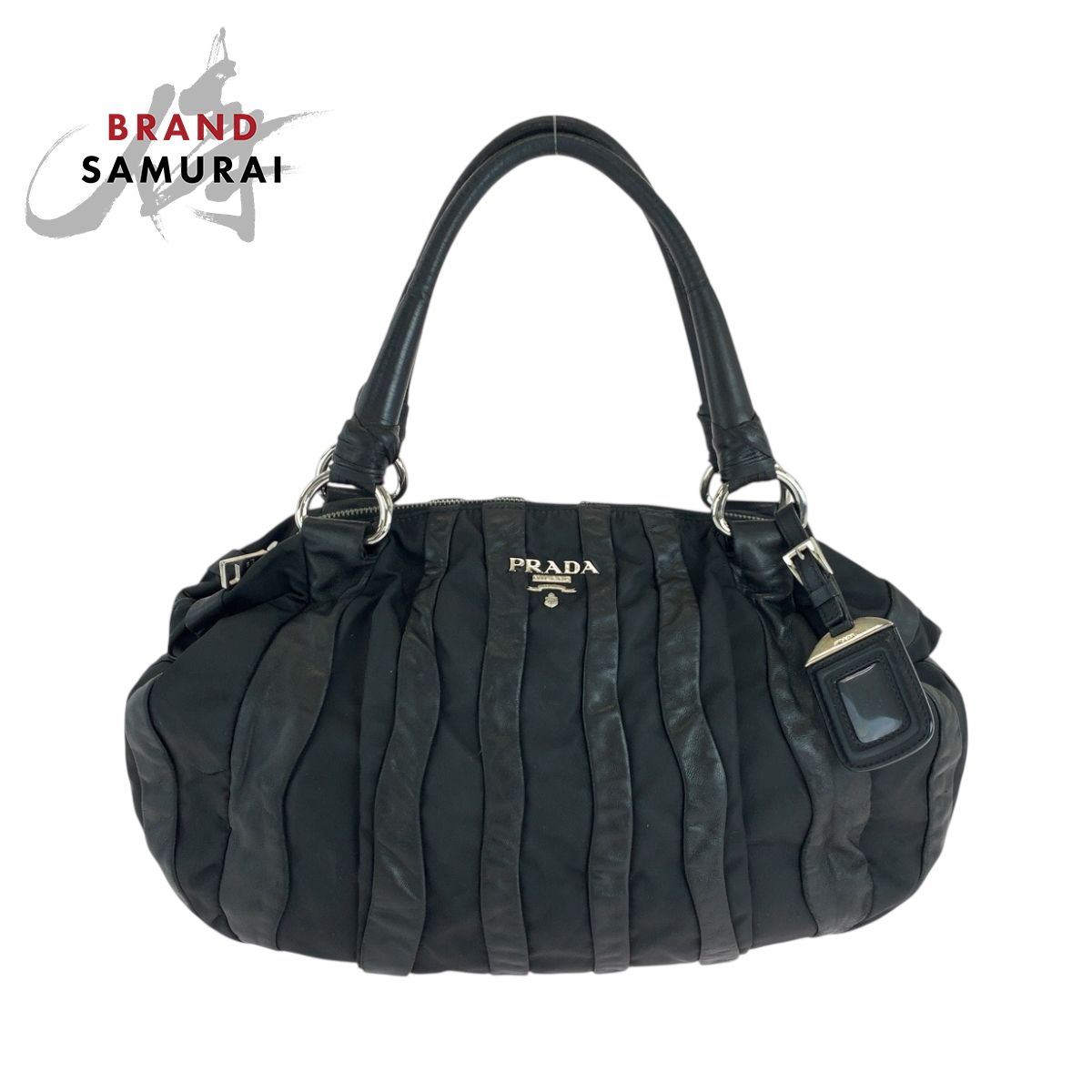 美品 PRADA プラダ ロゴ ブラック 黒 シルバー金具 ナイロン