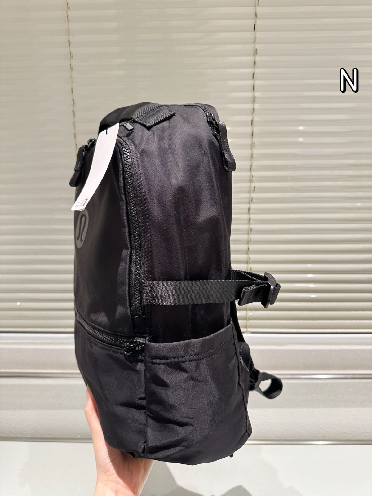 今日特価】Lululemon New Crew バックパック 22L-WTO輸入1