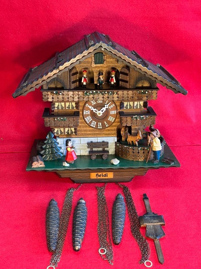【動作品】鳩時計　錘式時計　スイス購入　レストア済 鳩時計 スイス・レッチャー社製アルプスの少女ハイジモデル 再生