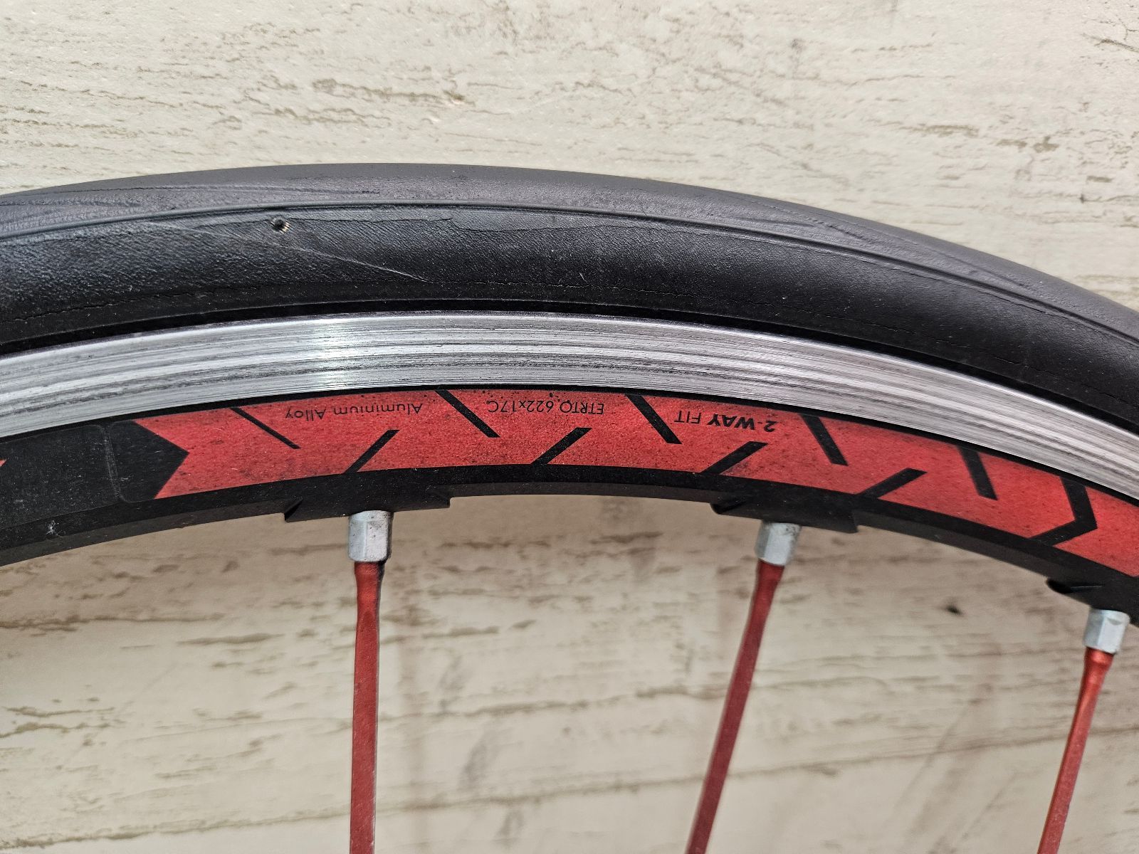 Fulcrum Racing Zero チューブラー完組ホイール前後セット（赤