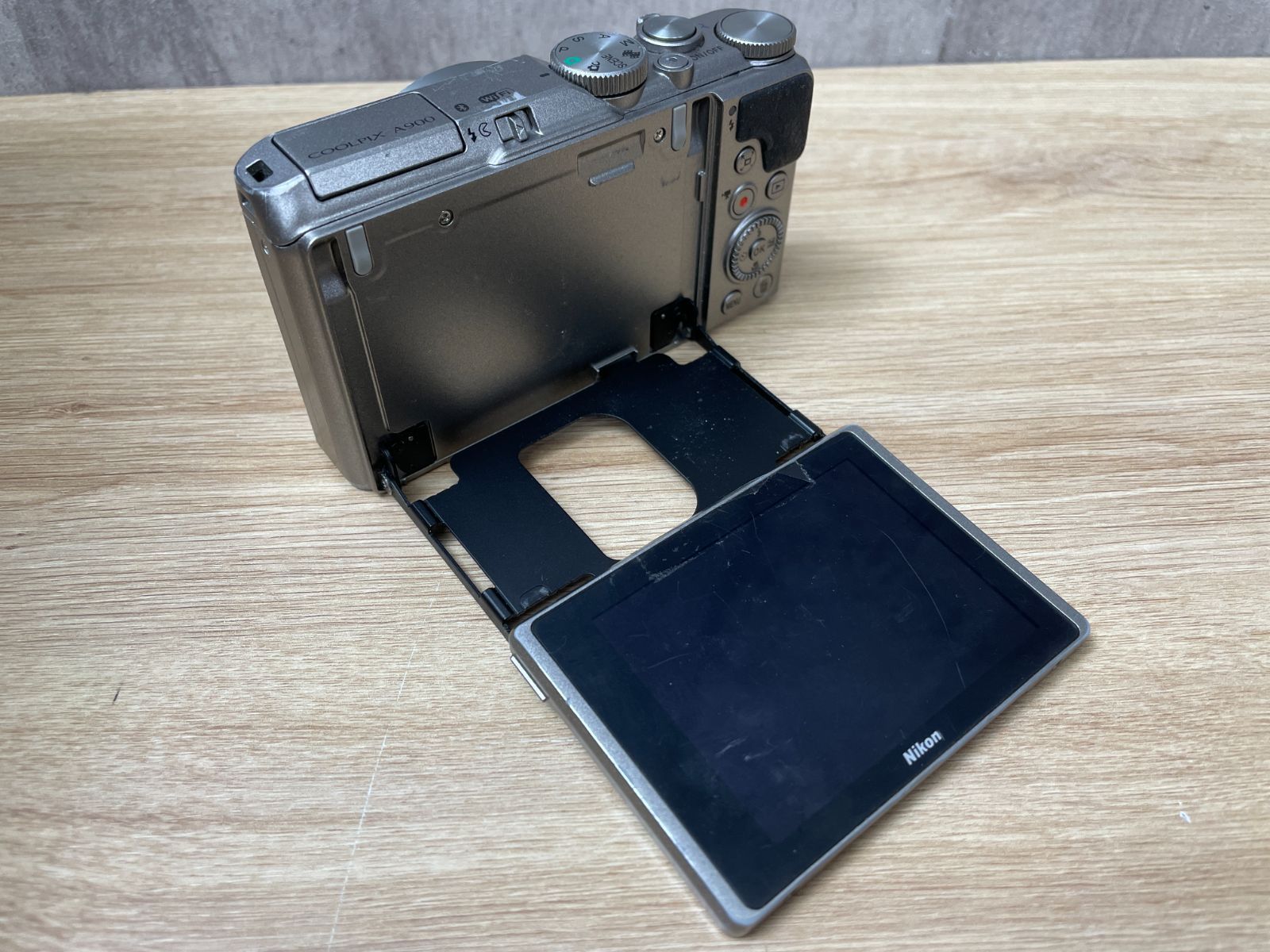 F-03013 Nikon コンパクトデジタルカメラ COOLPIX A900 ニコン