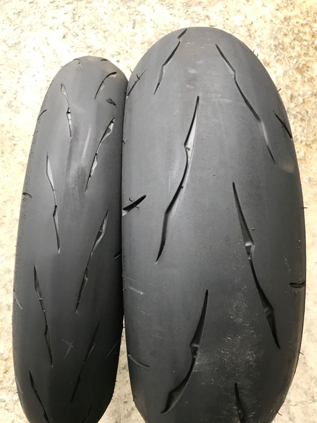 ブリヂストン RS11 前後セット 120|70ZR17 190|55ZR17 164