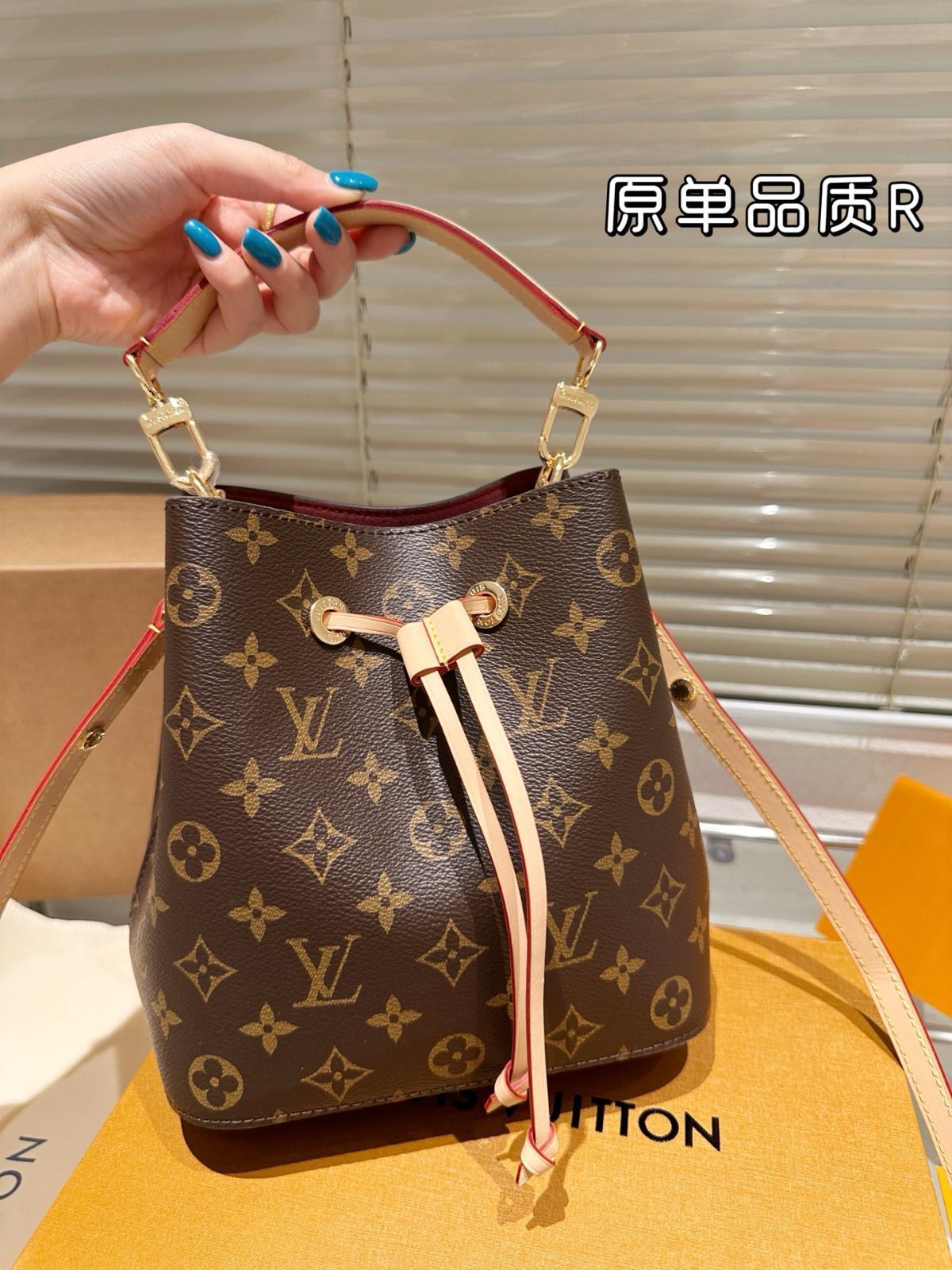 残少! SALE Louis Vuitton ルイヴィトン NeoNoeバケットバッグ バケットバッグ Louis Vuitton NEONOE(ルイヴィトン ネオノエ