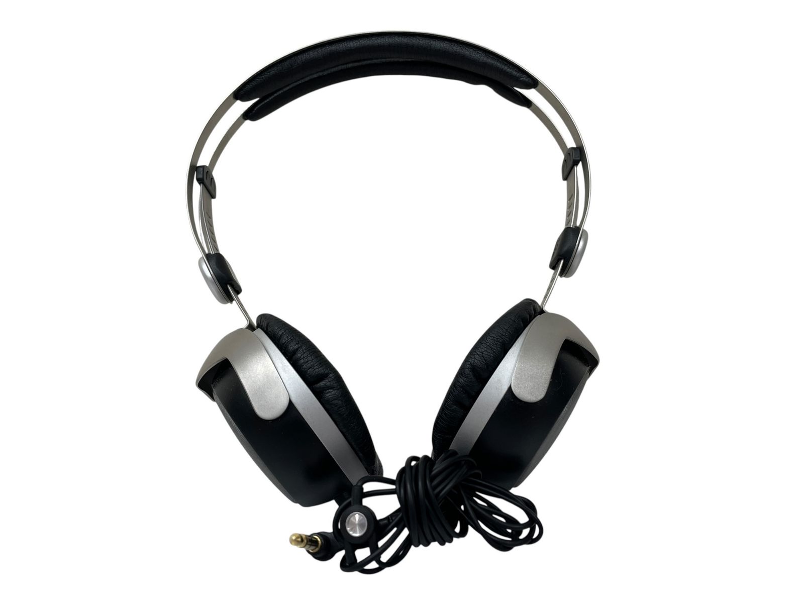 【美品】beyerdynamic t50p ポータブルヘッドホン ビヒン】ベイヤーダイナミック トン50p ポータブルヘッドホン