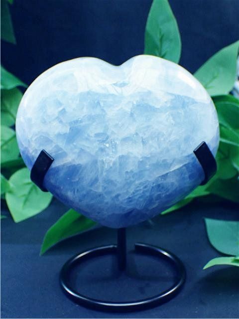 AAA級天然ハート型セレスタイト原石B85U3/72U68C - メルカリ