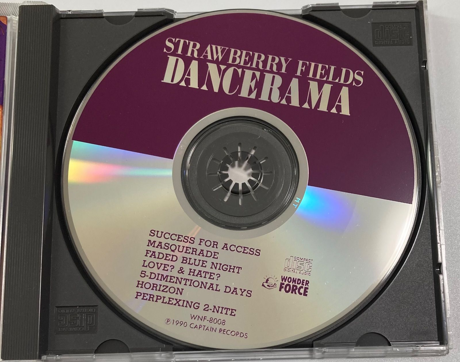 STRAWBERRY FIELDS DANCERAMA - メルカリ