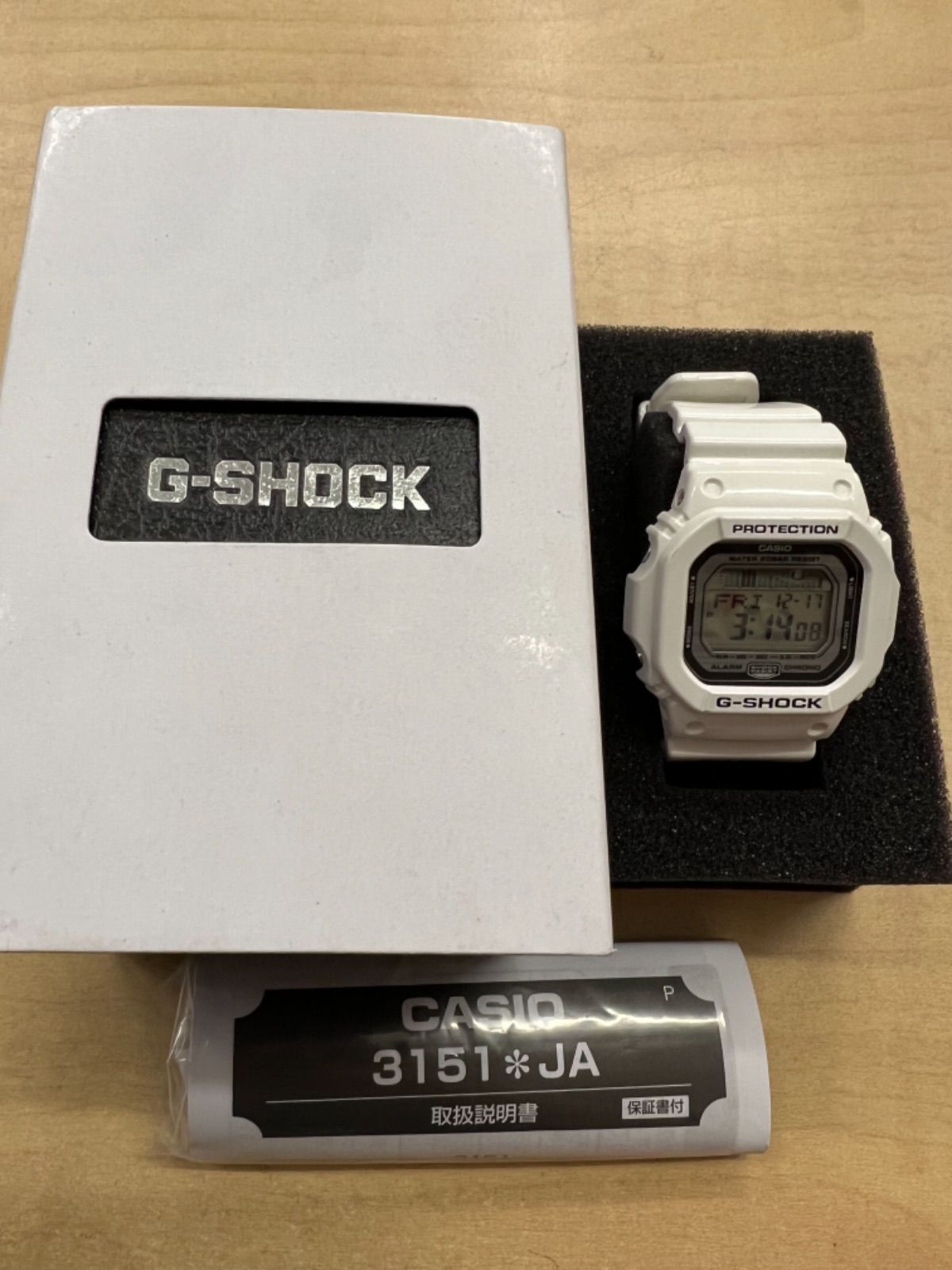 G-SHOCK 3151 白