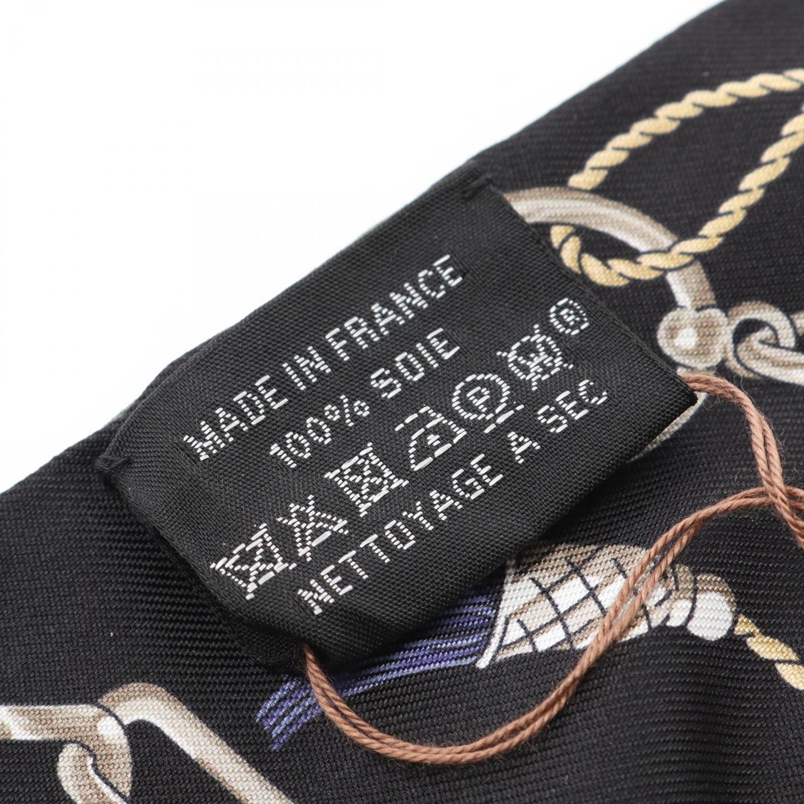 エルメス HERMES ツイリー C'est la Fete ドクロ 未使用 エルメス HERMES スカーフ ツイリー C'est la Fete ﾄﾞｸﾛ シルク