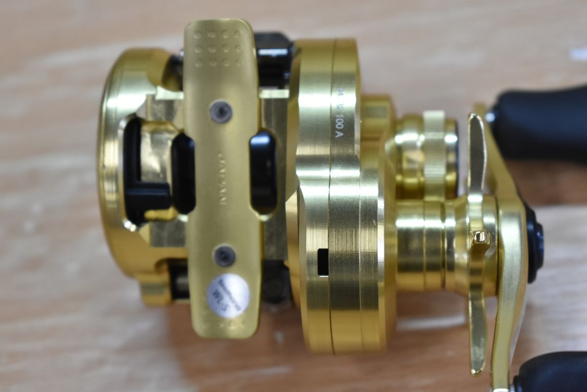 シマノ 21 カルカッタコンクエスト 100 右 SHIMANO CALCUTTA シマノ 21 カルカッタコンクエスト 100 右 SHIMANO CALCUTTA