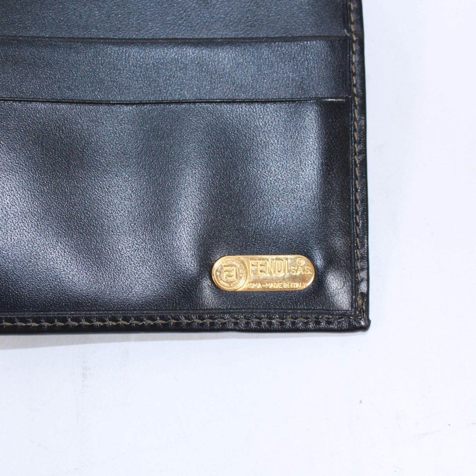 【美品】FENDI　ペカン柄　名刺入れ　レザー　ブラック×ブラウン FENDI ペカン柄 レザー×PVC カーキブラウン×ブラック 財布
