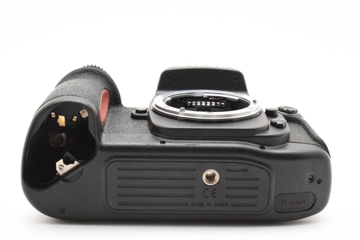 ☆ニコン Nikon F100 ボディ AF フィルムカメラ Fマウント 現状品