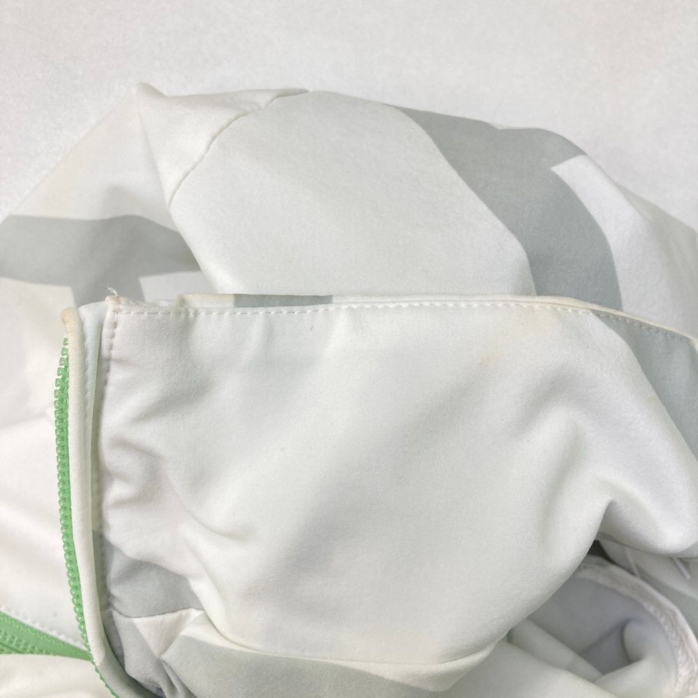 【デサントゴルフ】美品 ジップジャケット 総柄 ホワイト Sサイズ レディース サイズ：S DESCENTE GOLF デサントゴルフ 長袖ジャケット 総柄