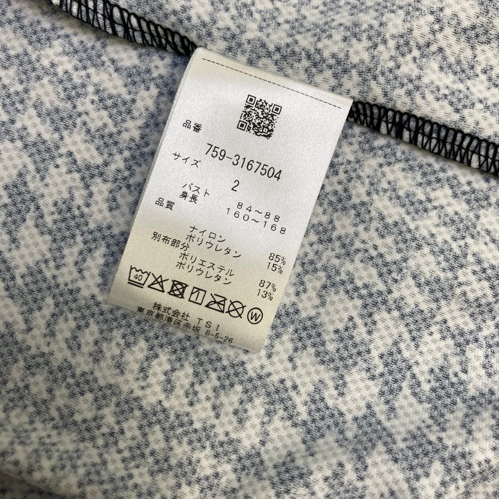 モックネック 半袖Tシャツ