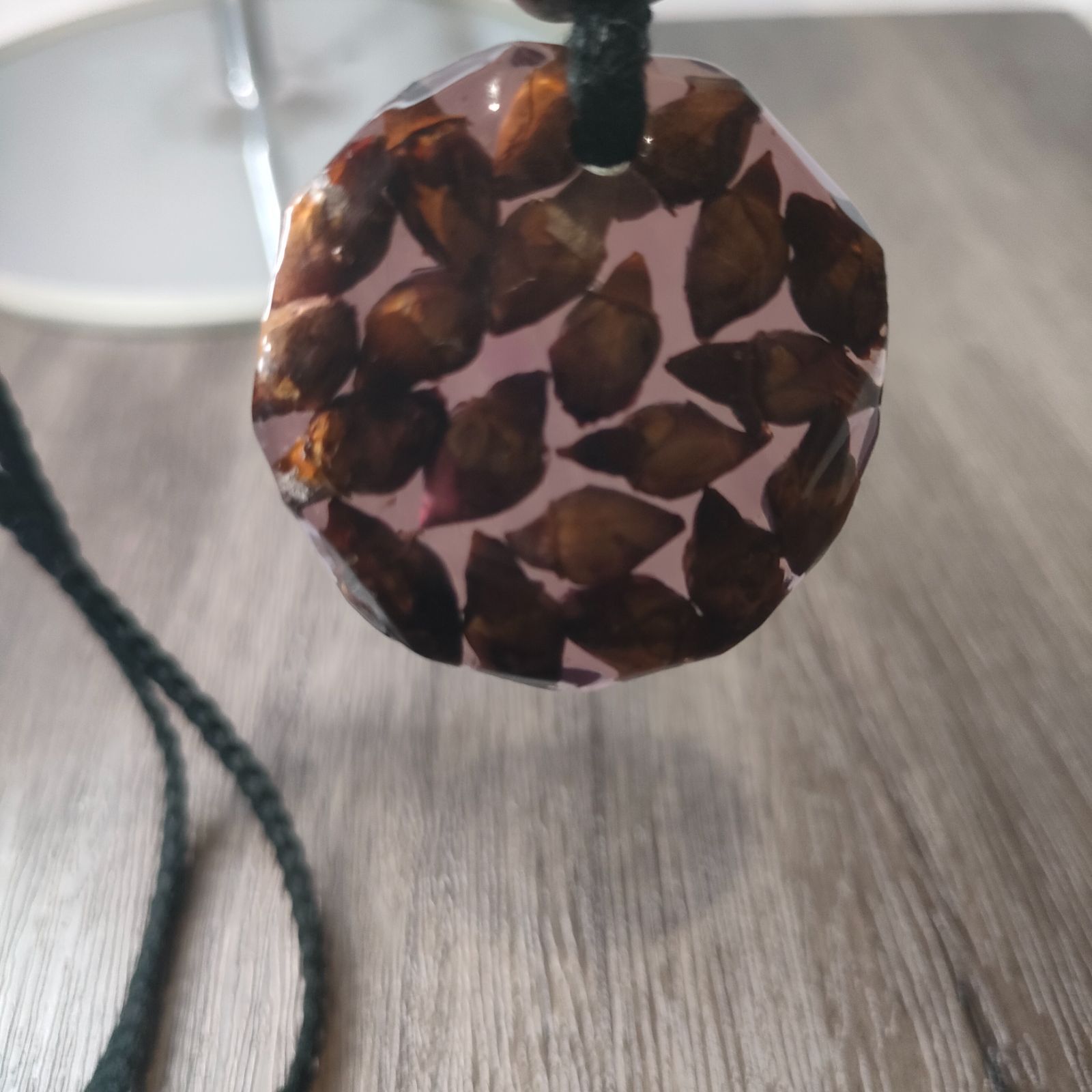 いわくつき・美品】謎の タニシ ネックレス アクセサリー ペンダント 