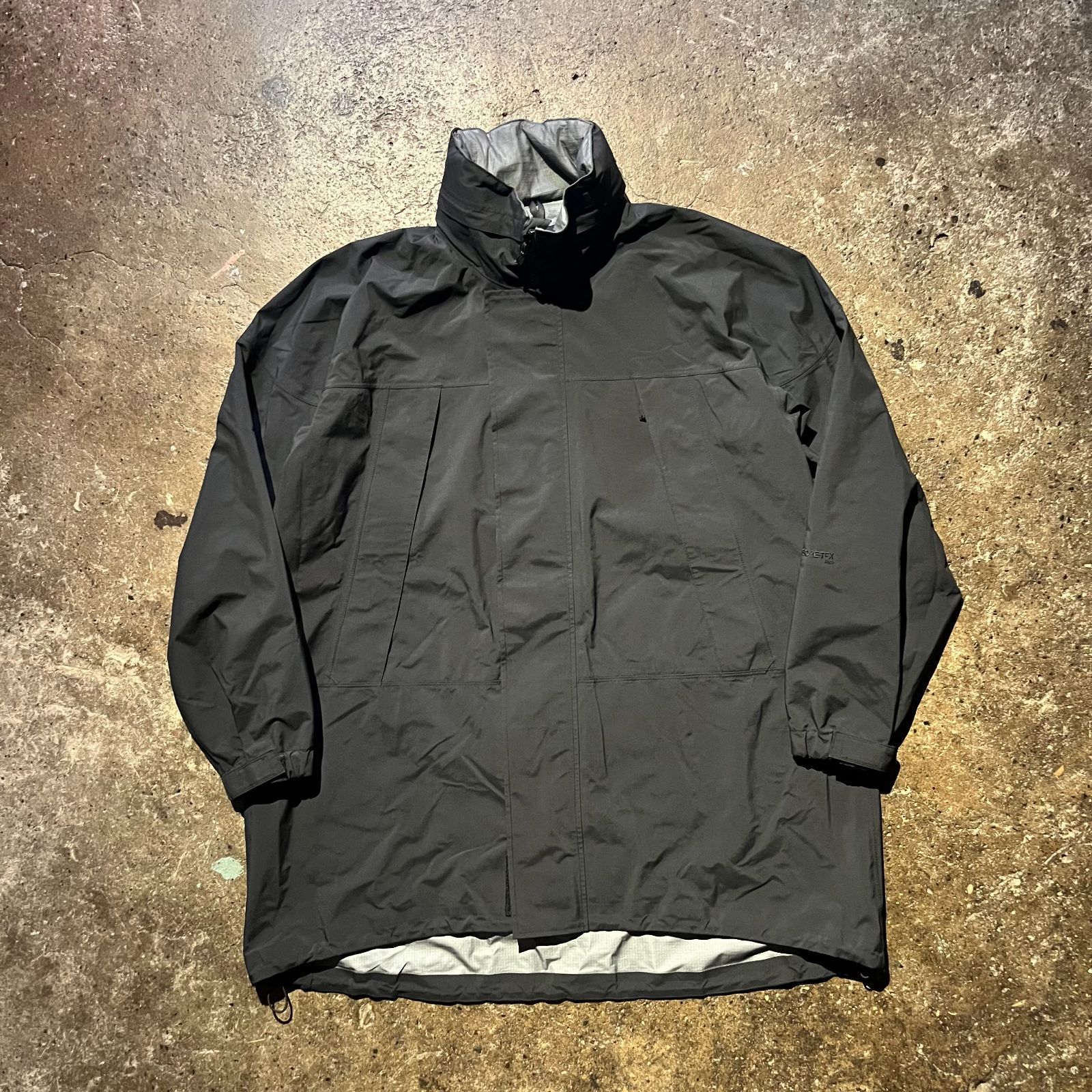 ゴールドウィン　キャプテンサンシャイン　モンスターパーカー Goldwin × KAPTAIN SUNSHINE GORE-TEX PRO MONSTER