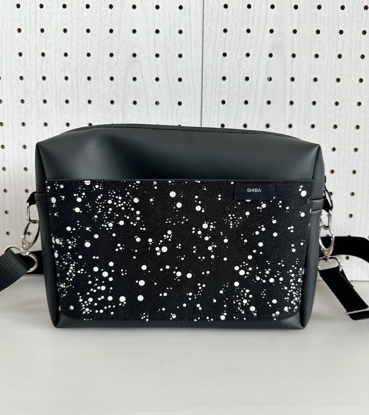 ミノディエール マキアージュ クリスマス コレクション 2023 クラッチ