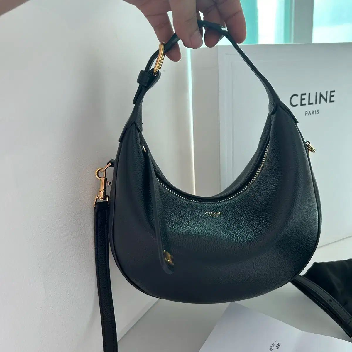 セリーヌ ティーン ジョセフィーヌバッグ カーフレザー ブラック Celine(セリーヌ) バッグ ティーン ルル フル 付属品 ブラック