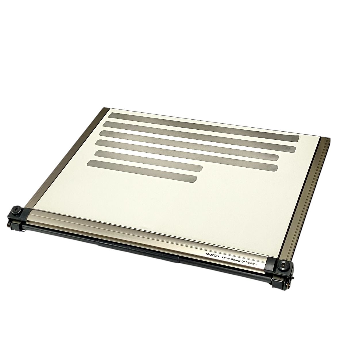 お得セット Liner MUTOH Board A2判 ケース付き UM-06N2 ライナーボード 資格/検定