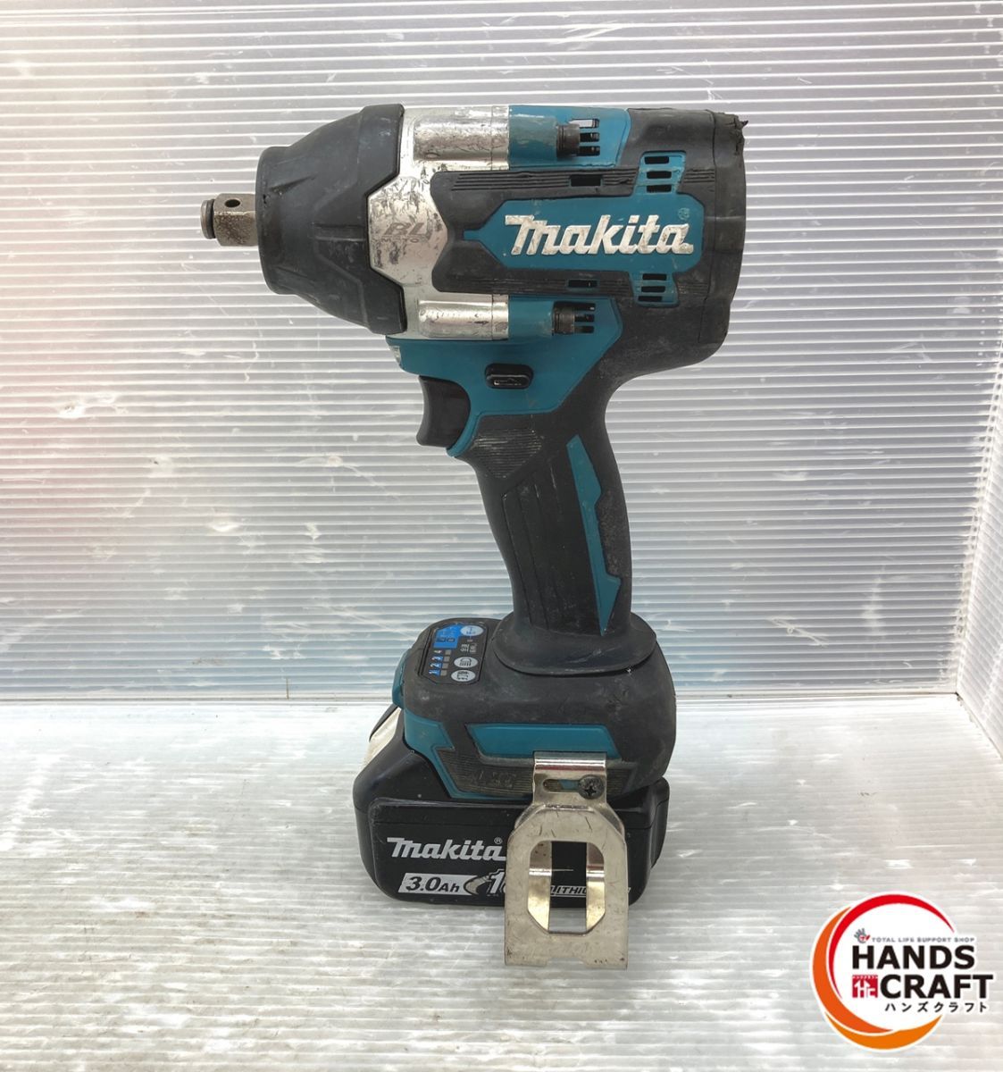 ◇【中古品】マキタ TW700D インパクトレンチ 本体+18Vバッテリ 【店頭 