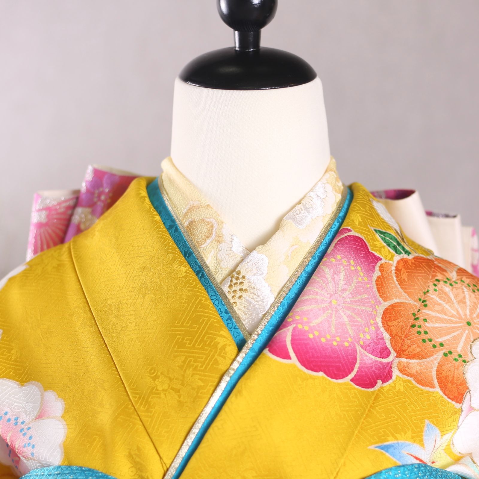 振袖フルセット 振袖セット 振袖 Lサイズ 黄×レトロポップ 美品 成人式 着物 晴れ着 7点フルセット KF-140 振袖フルセット 振袖セット 振袖 Lサイズ 中古 黄×レトロポップ 美品