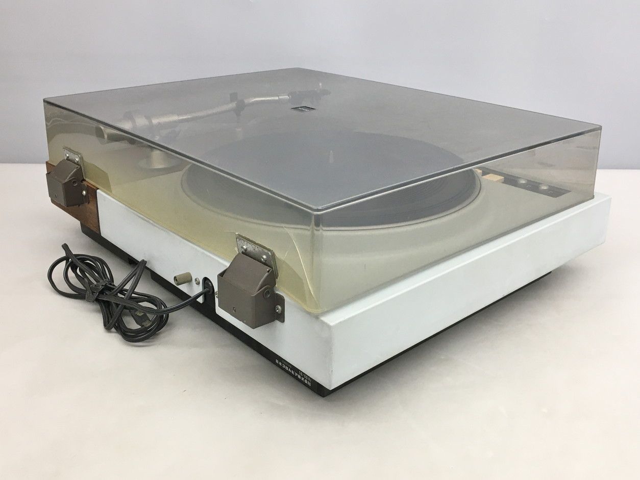 レコードプレイヤー