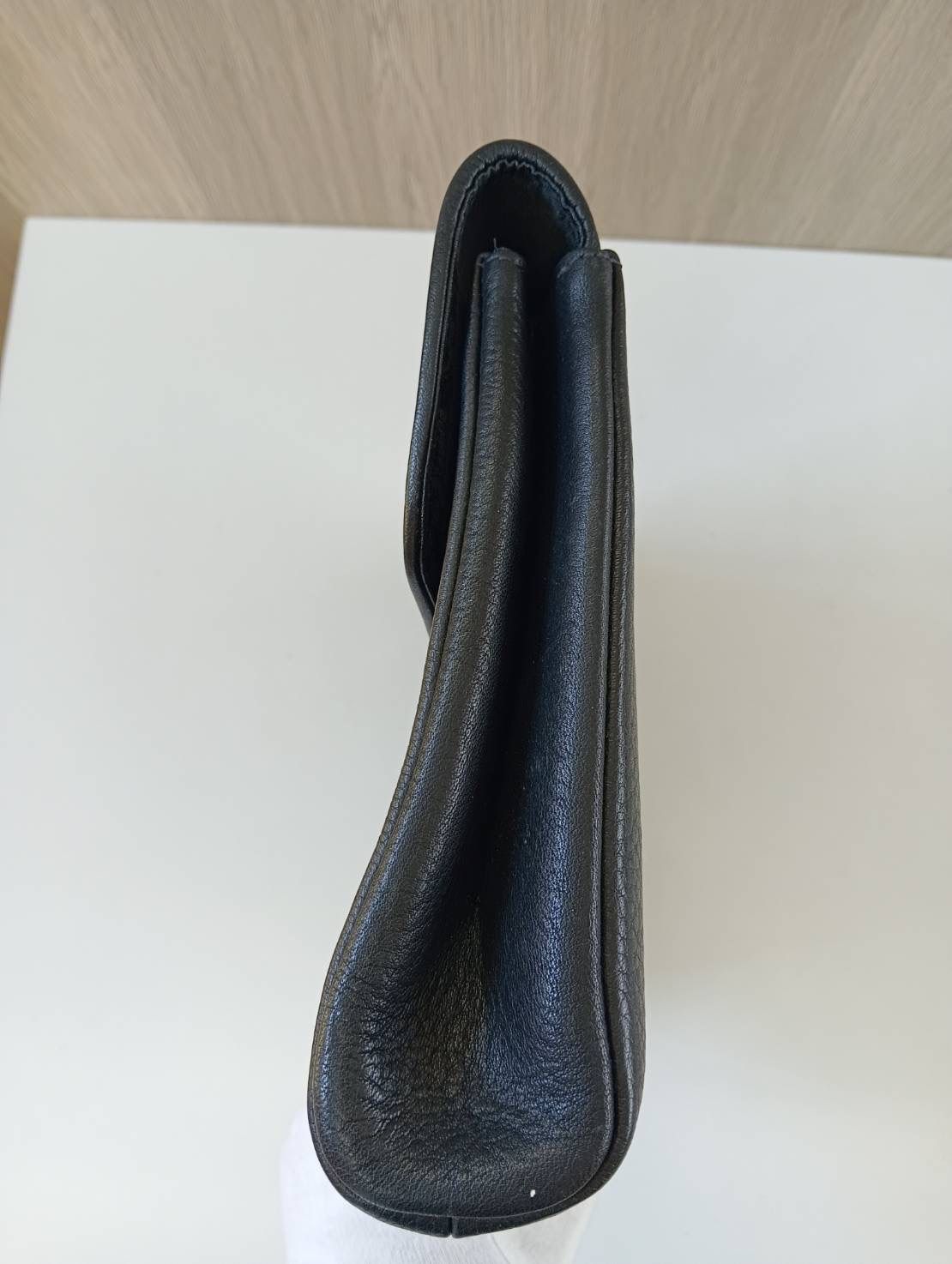 【CARVEN PARIS】ガルヴェン　パリ　クラッチ　クラッチバッグ　黒　無地 CARVEN PARIS】ガルヴェンパリクラッチクラッチバッグ黒無地