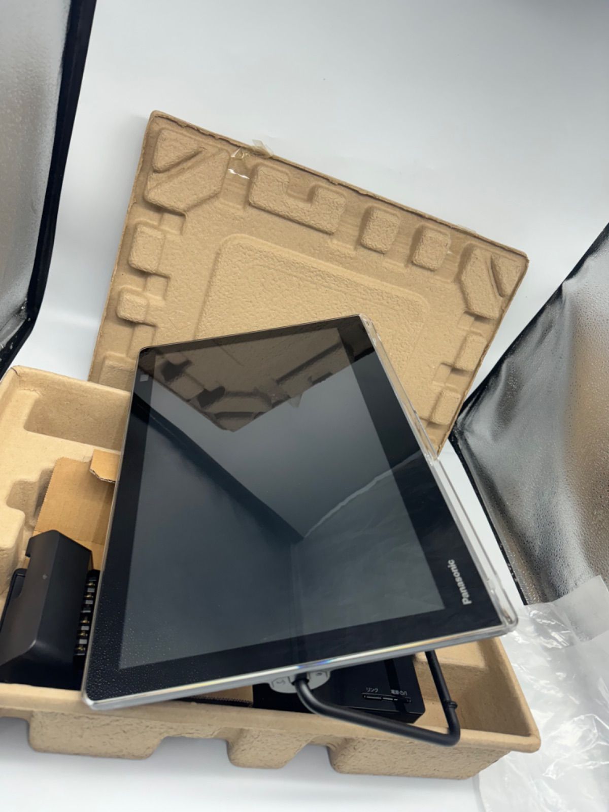 Panasonic ポータブルテレビ UN-15L11D 15インチ 防水 ポータブル