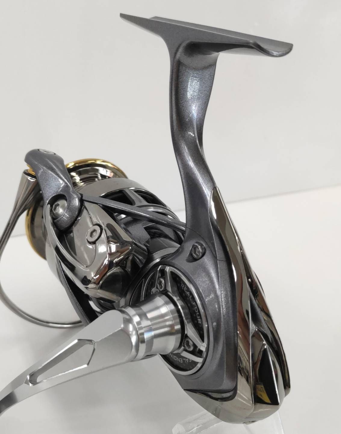 美品・希少】ダイワ 12イグジスト 2510R-PE（01）リール 名機 シーバス