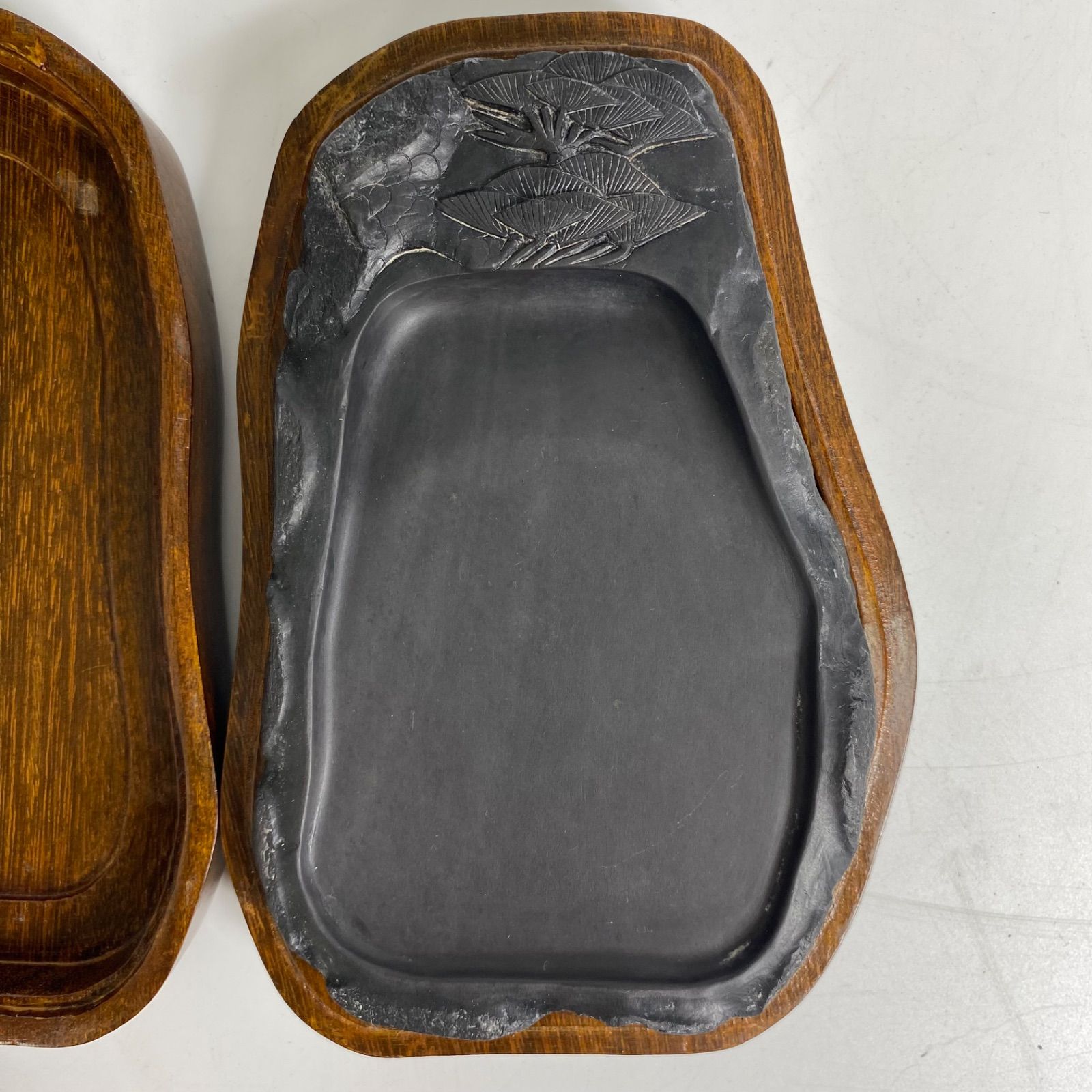 端渓硯 松彫刻 硯 木箱付き 中国硯 唐硯 文房四宝 書道用品 墨磨き