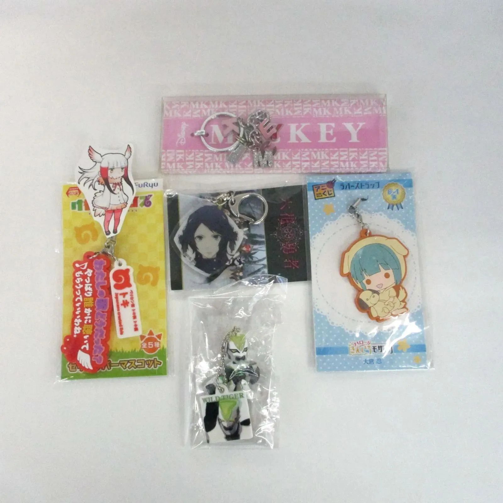 アニメグッズ詰め合わせ5点セット 〈5500338〉 - メルカリ
