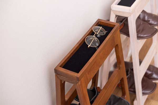 マホガニー の折りたたみ式シューズラック