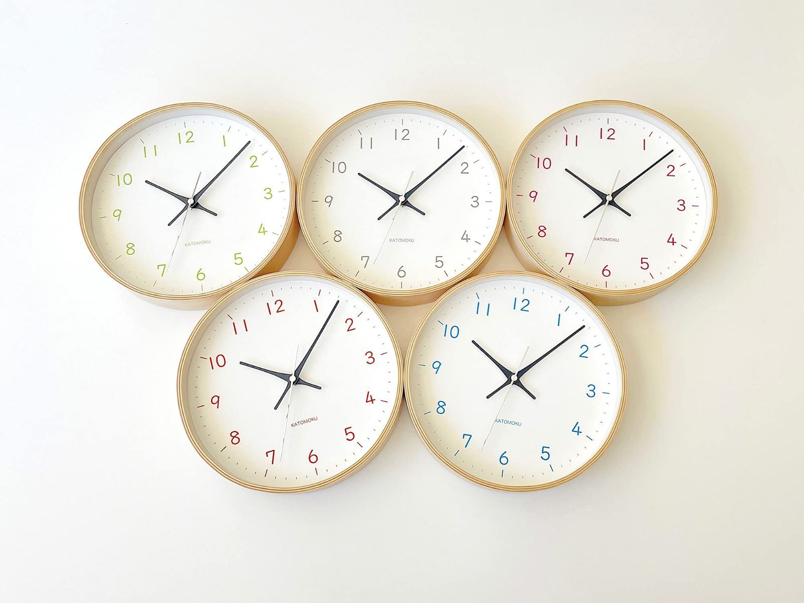 KATOMOKU plywood clock 22 電波時計 ピンク スイープ連続秒針 km