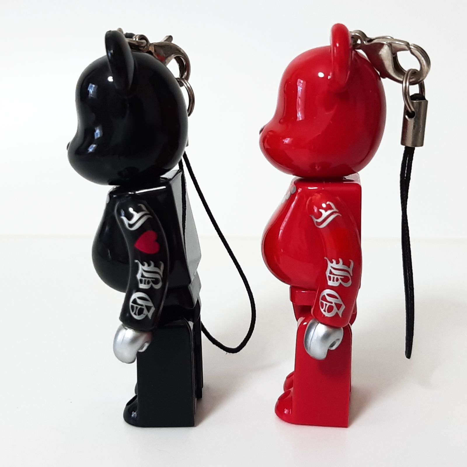 メディコムトイ　I LOVE BG BE@RBRICK　BG Brand × BE@RBRICK show must go on.