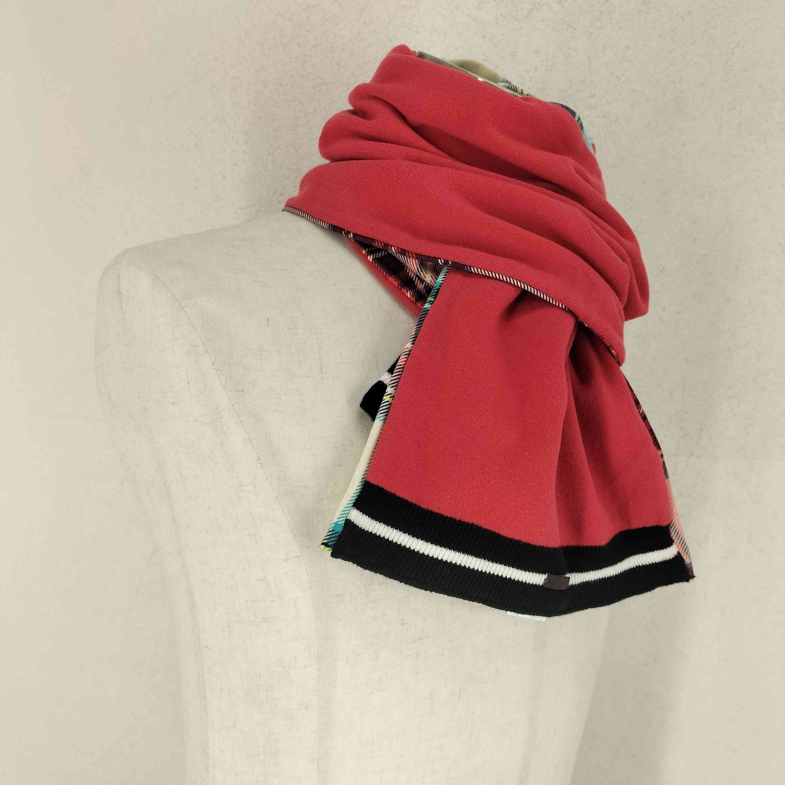 ジャンポールゴルチエ　マフラー　タグ付き ジャンポールゴルチエ マフラー タグ付き