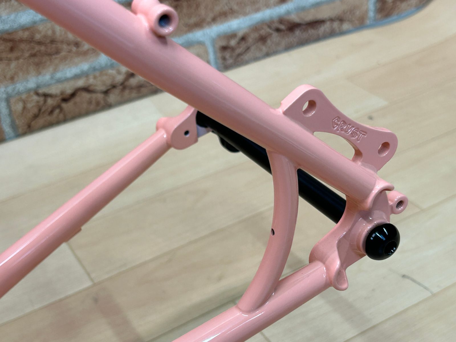 テルスポ イチ推し!! !! CRUST BIKES ROMANCER FRAMESET size 52 クラストバイクス ロマンサー クロモリ フレームセット 27.5 650B アドベンチャー グラベル ULTRAROMANCE ウルトラロマンス BRIGHTFACE_UK