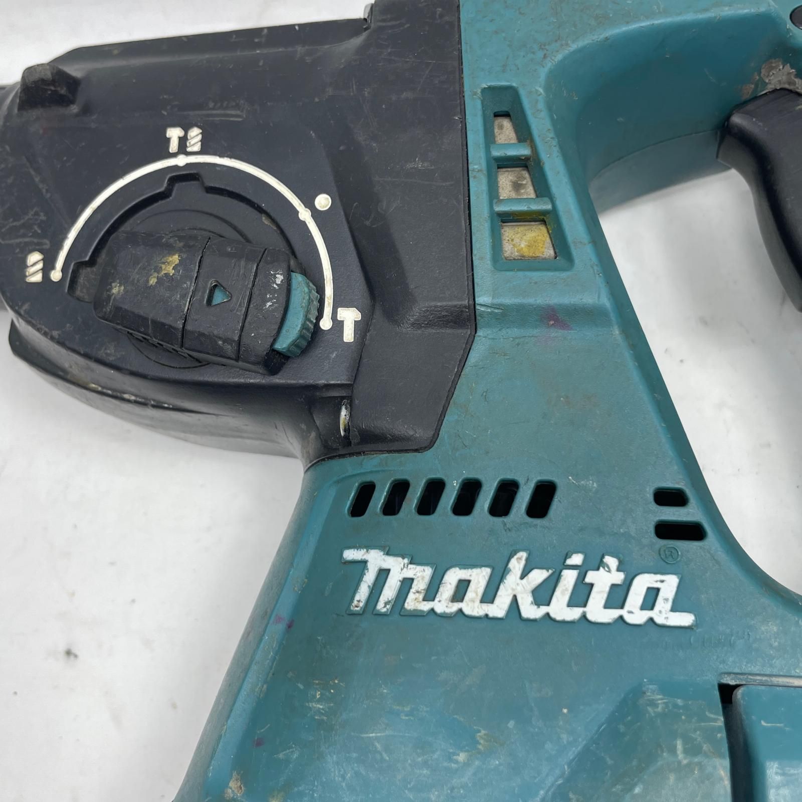 MAKITA マキタ 充電式ハンマドリル HR244D ケース付 18v 249640