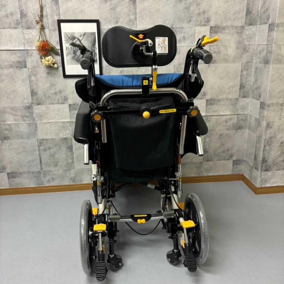 MH-SR3DL マイチルト・ミニ3D  松永製作所  介助式車椅子 ノーパンクタイヤ  MATSUNAGA  スリム型 コンパクト  中古 介護用品　リクライニング ティルト MH-SR3DL マイチルト・ミニ3D 松永製作所 介助式車椅子 ノーパンク