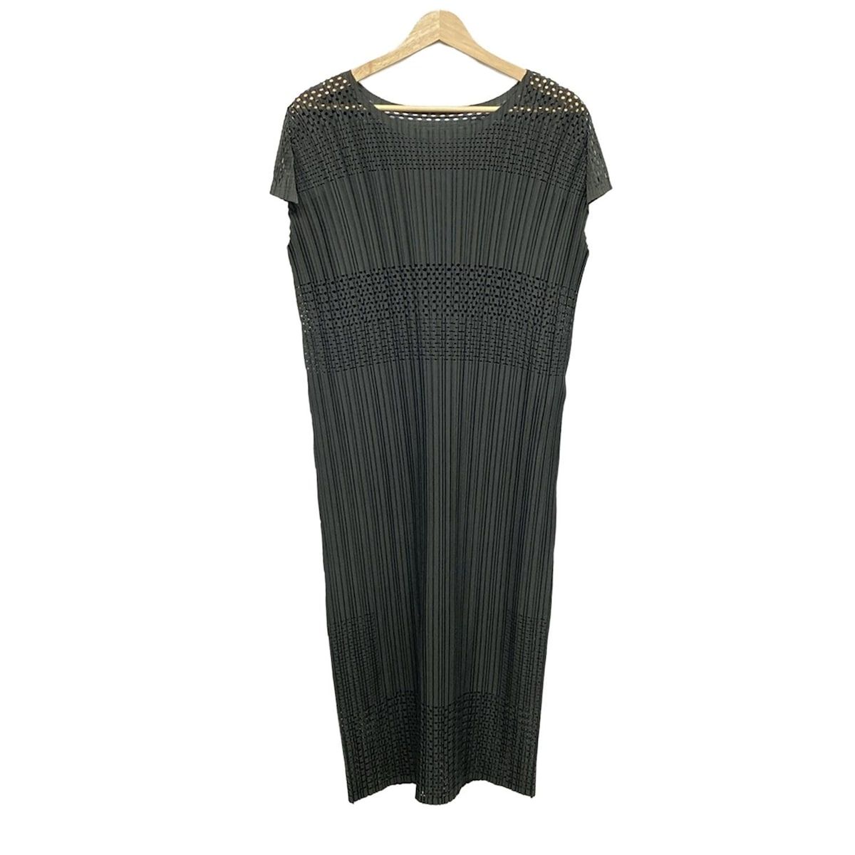 【かに】PLEATS PLEASE ワンピース 楽天市場】PLEATS PLEASE プリーツプリーズ 美品 PLEATS PLEASE