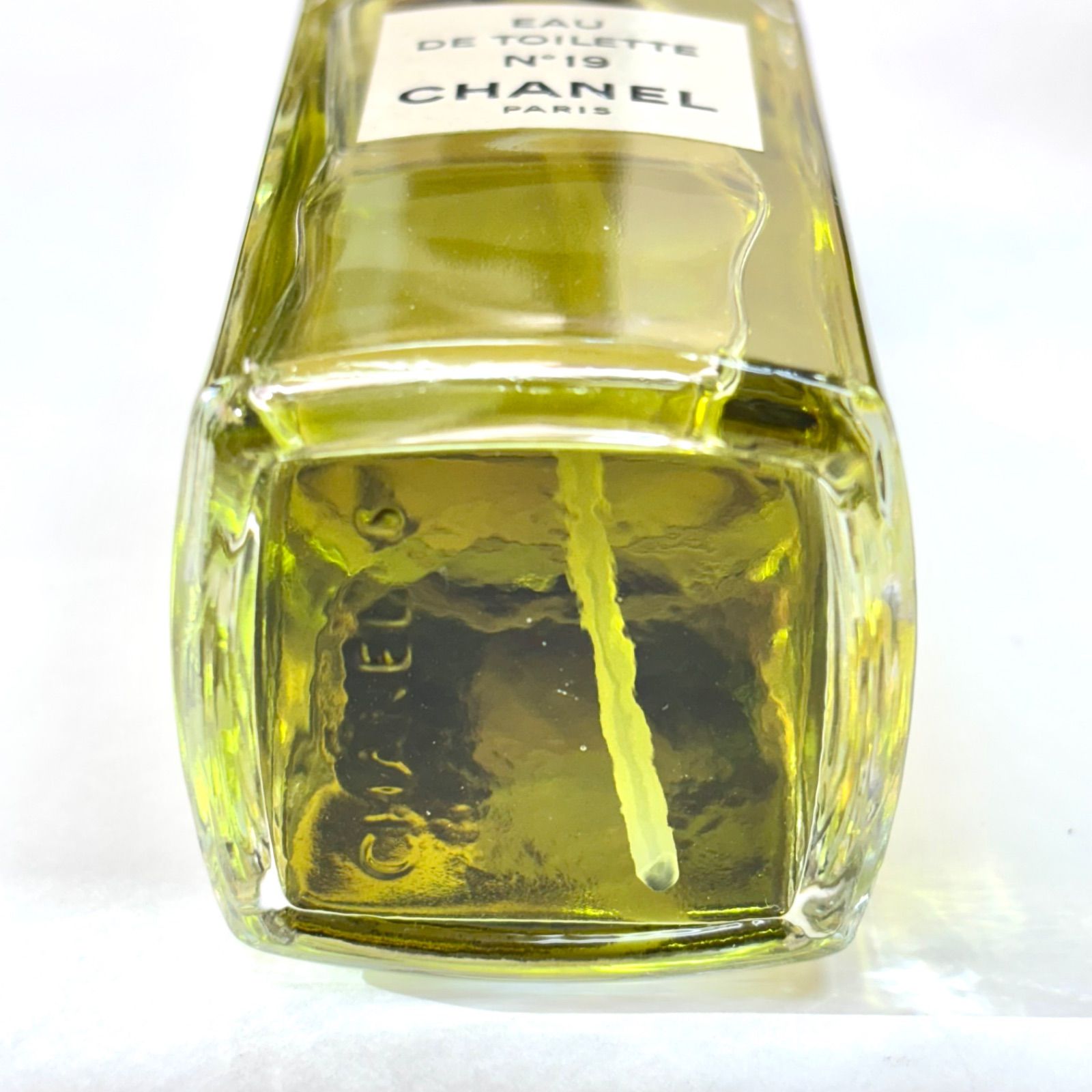 内容量ほぼ満量⭐️シャネル 香水】 CHANEL NO19 オードトワレ