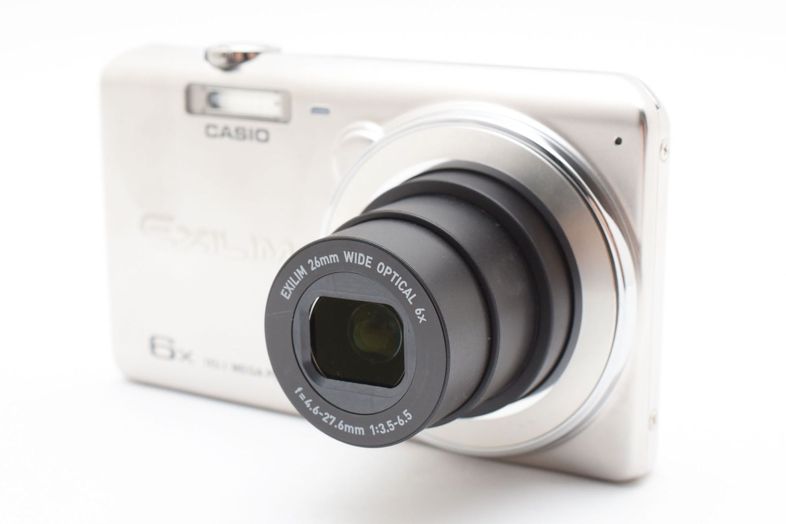 コンパクトデジタルカメラ