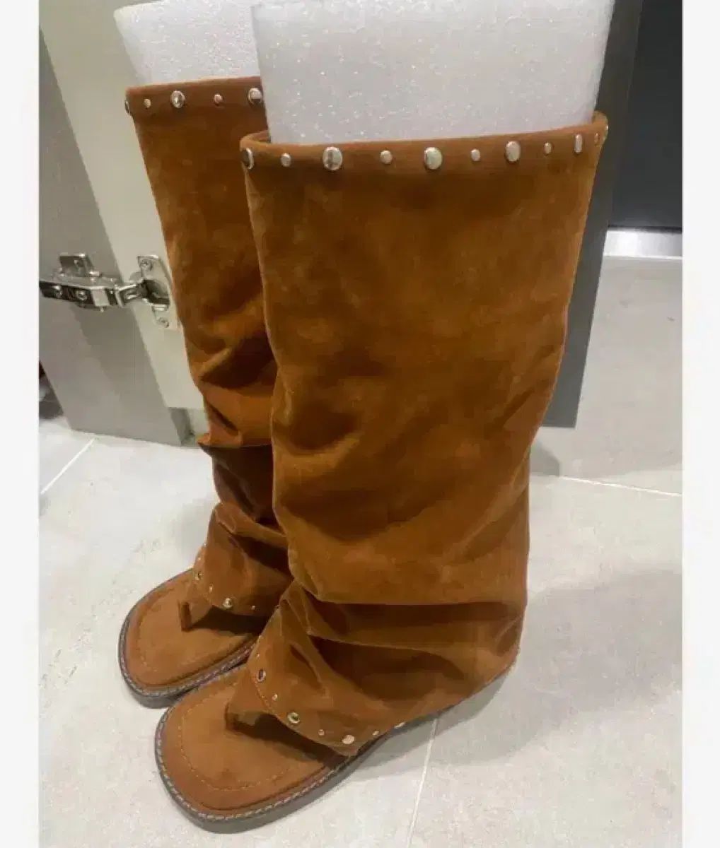  バイアダラーズ フリップフロップ サンダル スウェードブーツ その他 ブーツ