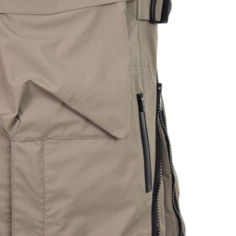 sacai acronym アクロニウム ワンピース サカイ sacai アクロニウム ACRONYM 22SS プリーツナイロンドレス