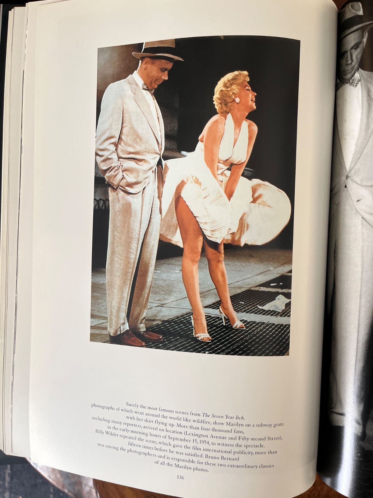 MARILYN MONROE AND THE CAMERA マリリン・モンロー写真集
