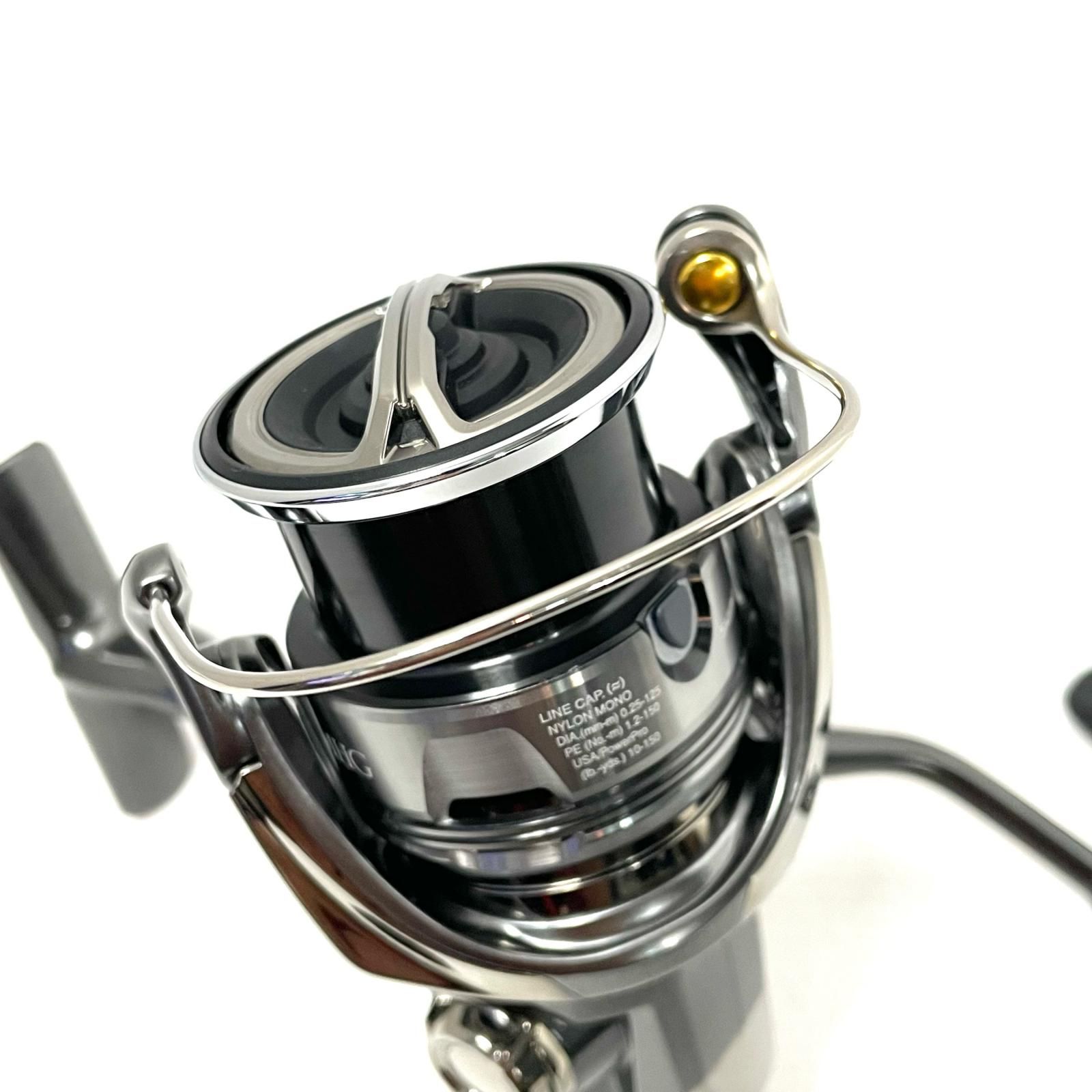 尾張小牧店】 中古 SHIMANO | シマノ リール 24ツインパワー 【スピニングリール】 3000MHG 【86】 シマノ(SHIMANO)  スピニングリール 24 ツインパワー 3000MHG シマノ 24 ツインパワー 3000MHG (2024年モデル)