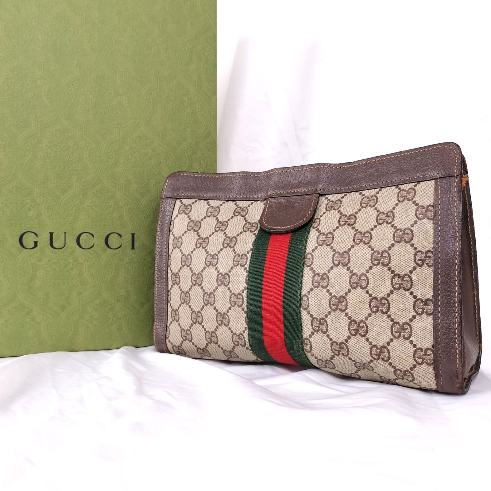 【美品】オールドグッチ シェリーライン GGスプリーム ロゴ金具 クラッチバッグ 美品】オールドグッチ シェリーライン GGスプリーム ロゴ金具