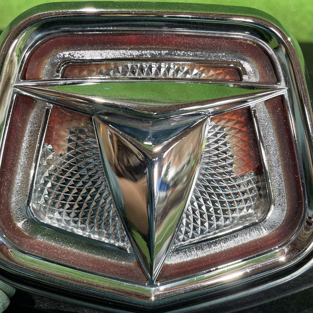 レトロ エンブレム