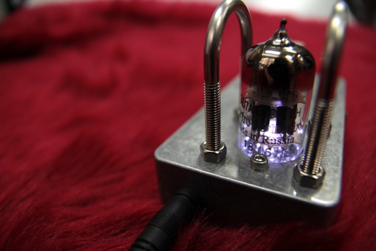 Beyond Tube Booster 真空管 ブースター プリアンプ beyond tube pedalsbeyond bass wired 2S《真空管ベース