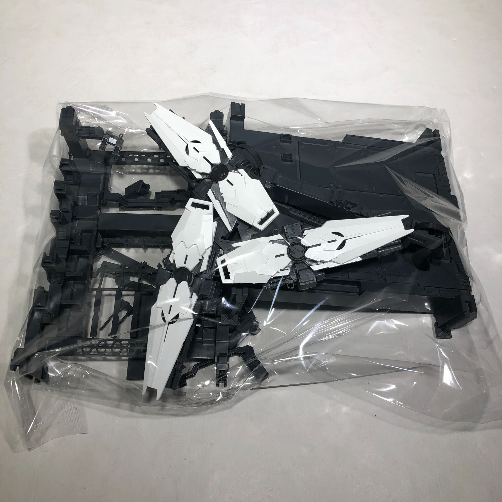 城東42-036】BANDAI MGEX 1/100 ユニコーンガンダム Ver.Ka 組立済み